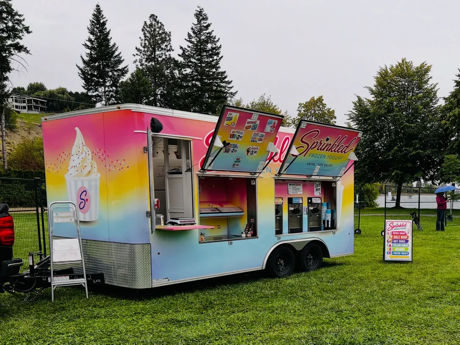 Sprinkled Frozen Yogurt food truck